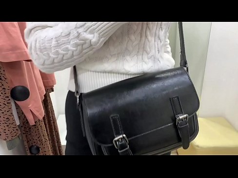 ❤️ Public masturbation sa batan-ong bitch FeralBerry nga adunay dildo sa fitting room ❤❌ Porn video sa amon ❌