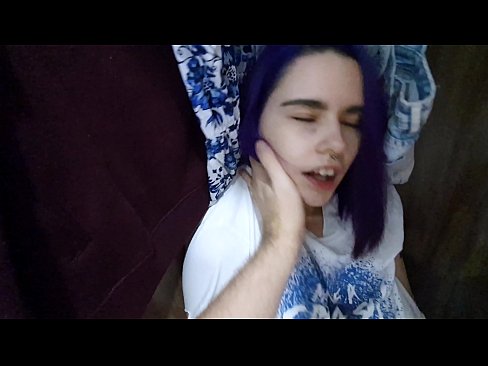 ❤️ Nakit-an akong igsoong babaye sa aparador ug gitabangan siya sa iyang cum ❤❌ Porn video sa amon ❌
